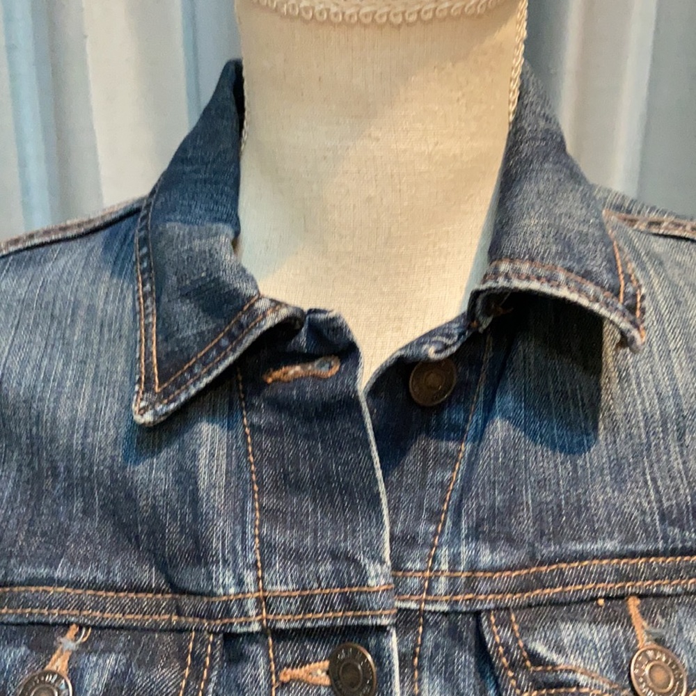 Tailored Cotton Jean Jacket by Old Navy. Size XS - Picture 4 of 15